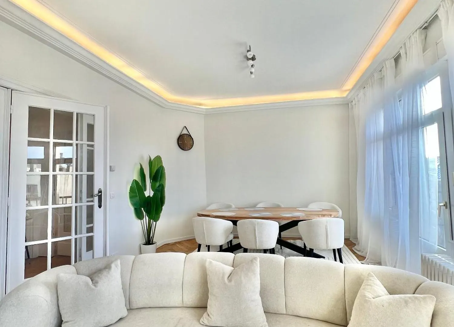 Grand Appartement Luxueux Brussels City
